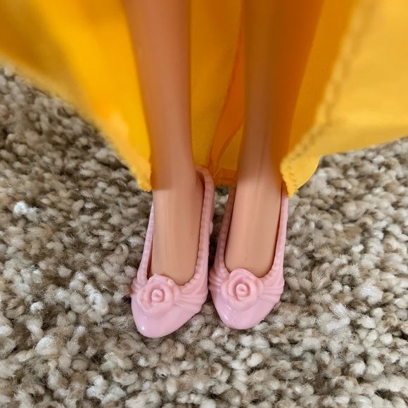 DISNEY PRINCESSES THE LITTLE MERMAID & BELLE - Picture 8 of 9